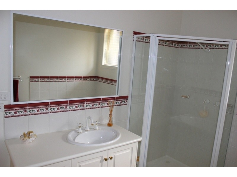 11 Goldfinch Court Murray Downs Via, Swan Hill VIC 3585