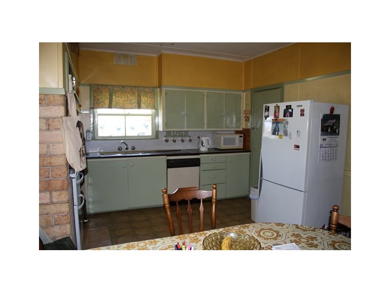 14 R Burns Road, Edenhope VIC 3318