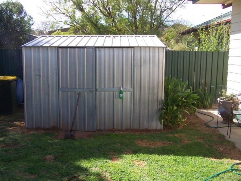 389-391 Macgregor St, Hay NSW 2711