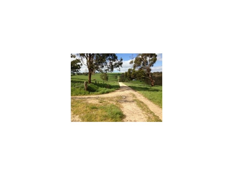 300 LEONGATHA – YARRAGON ROAD, Leongatha North VIC 3953