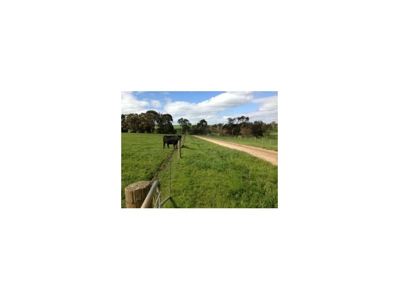300 LEONGATHA – YARRAGON ROAD, Leongatha North VIC 3953