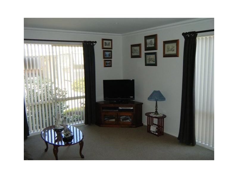 64 Swan Boulivard, Moama NSW 2731