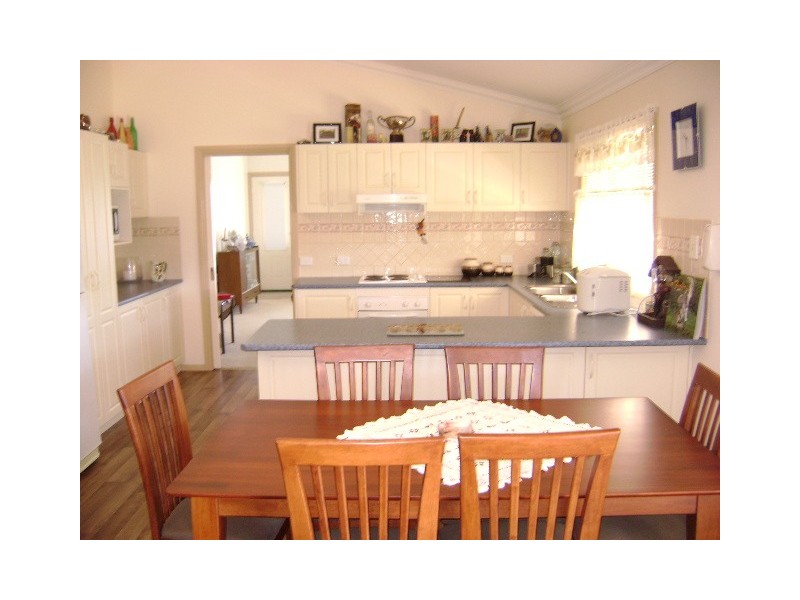 2 Riverwood Drive, Kerang VIC 3579