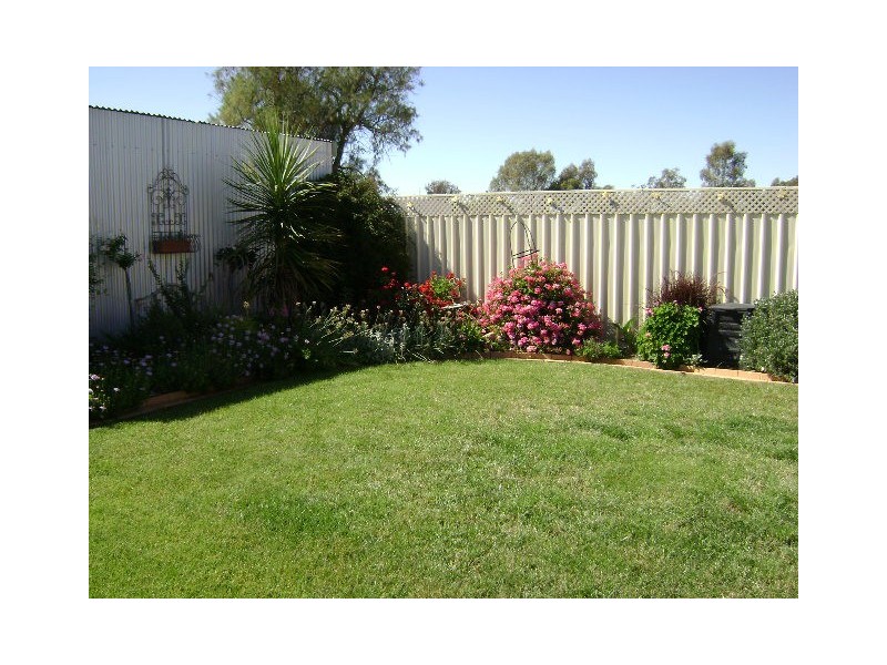 2 Riverwood Drive, Kerang VIC 3579