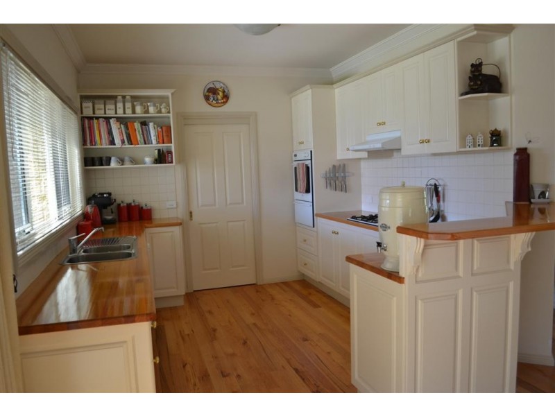 54 Tootle Street, Kilmore VIC 3764