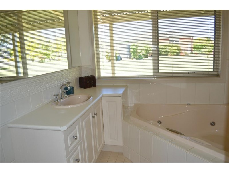 54 Tootle Street, Kilmore VIC 3764