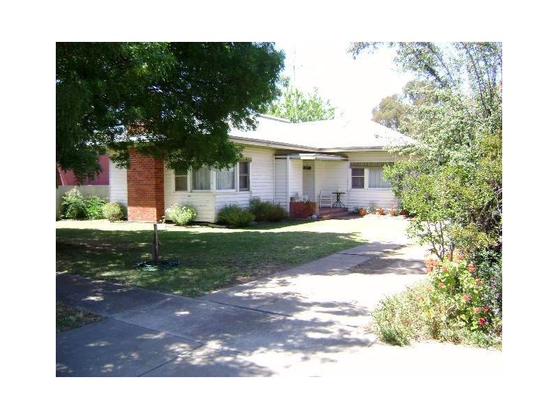 14 Andrew Street, Kerang VIC 3579