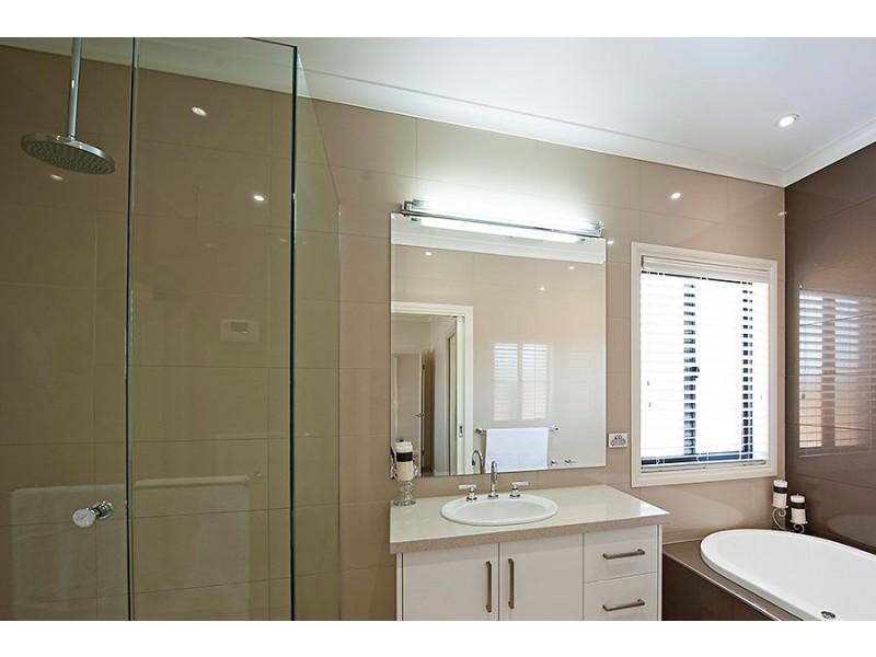 5 Palaroo Street, Swan Hill VIC 3585