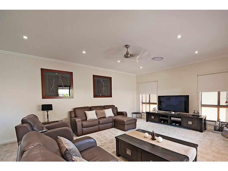 5 Palaroo Street, Swan Hill VIC 3585