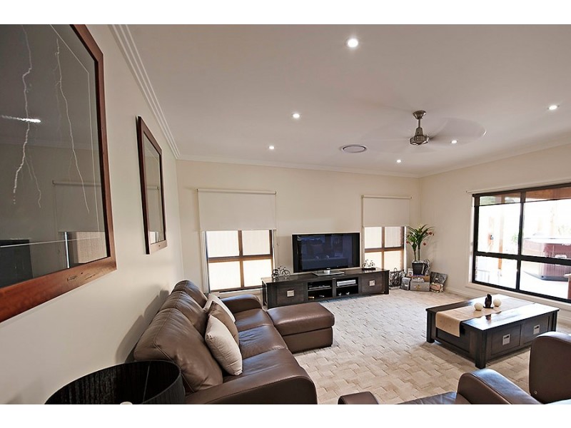 5 Palaroo Street, Swan Hill VIC 3585