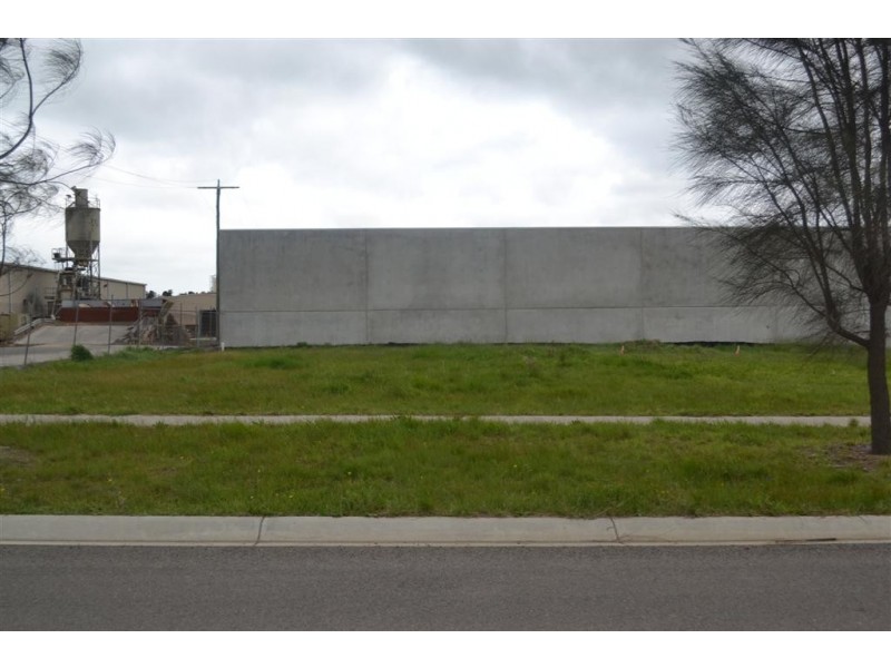 1, 2 and 3 Glanville Drive, Kilmore VIC 3764