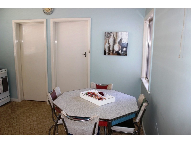 2 Cobham Avenue, Swan Hill VIC 3585