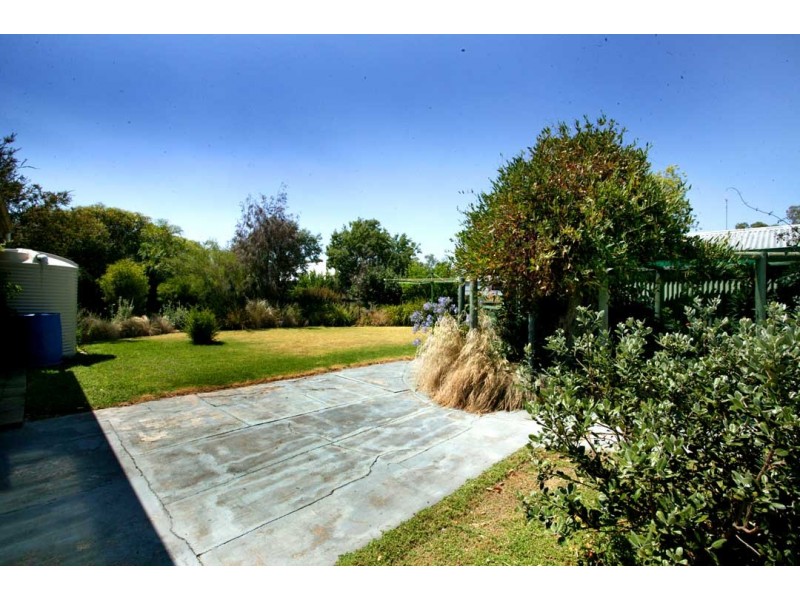 41 Mansfield Road, Euroa VIC 3666