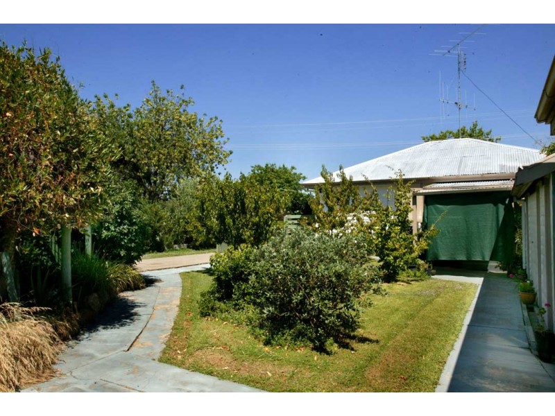 41 Mansfield Road, Euroa VIC 3666
