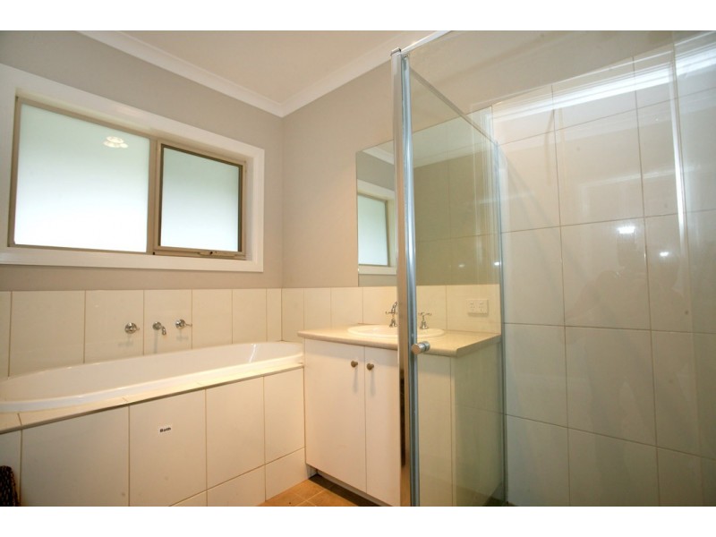 21-23 Scarlett Street, Avenel VIC 3664