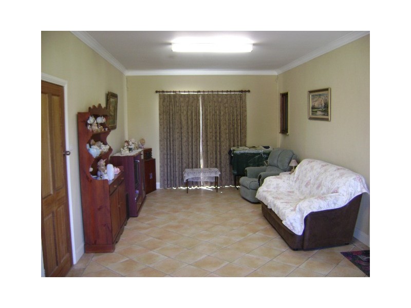 35 Borough Drive, Kerang VIC 3579