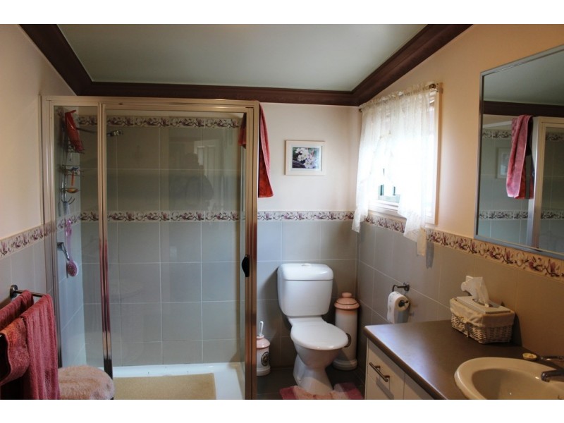 212 Murrawee Road, Murrawee VIC 3586