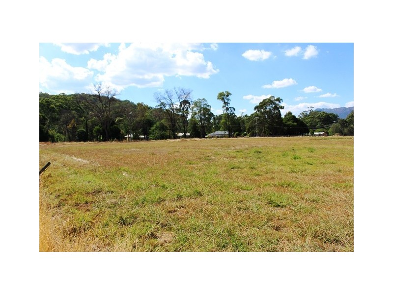 11 Steavenson Rd, Buxton VIC 3711