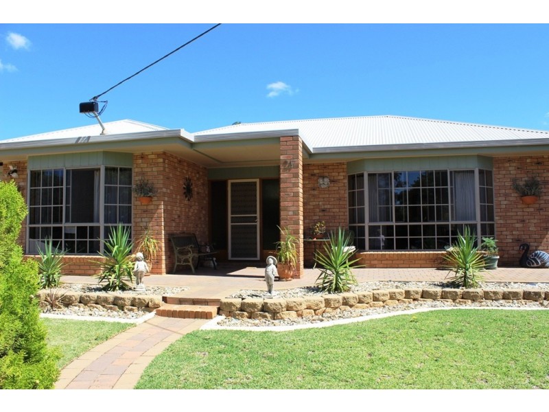 24 Gillespie Stree, Swan Hill VIC 3585