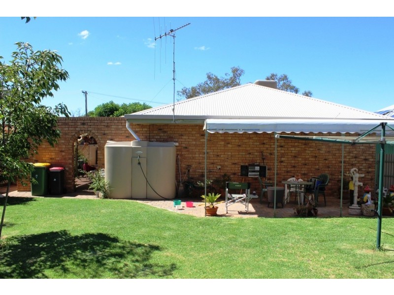 24 Gillespie Stree, Swan Hill VIC 3585