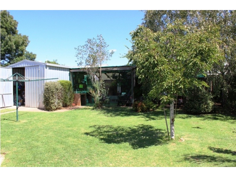 24 Gillespie Stree, Swan Hill VIC 3585