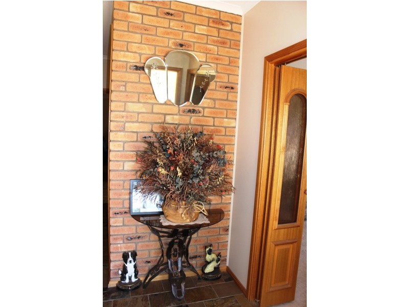 24 Gillespie Stree, Swan Hill VIC 3585