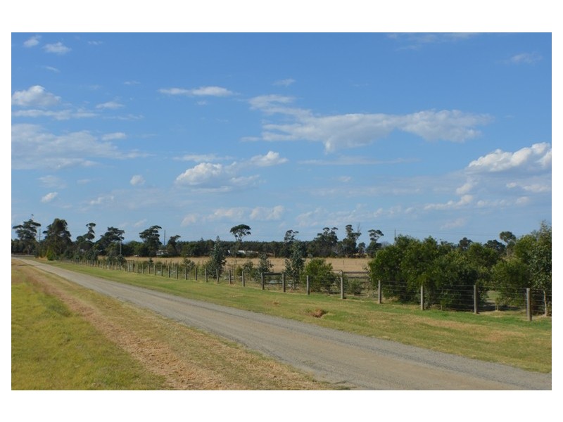 Caldermeade VIC 3984