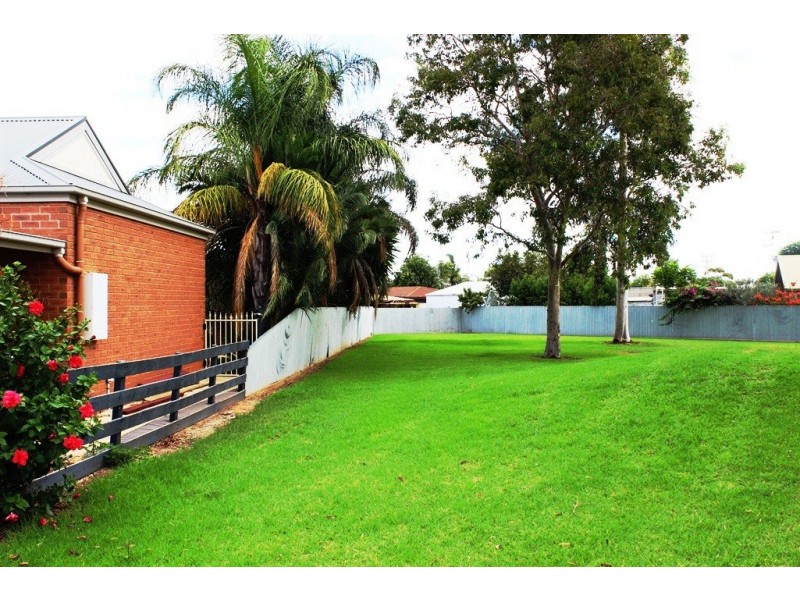 7 Ellwood Court, Swan Hill VIC 3585