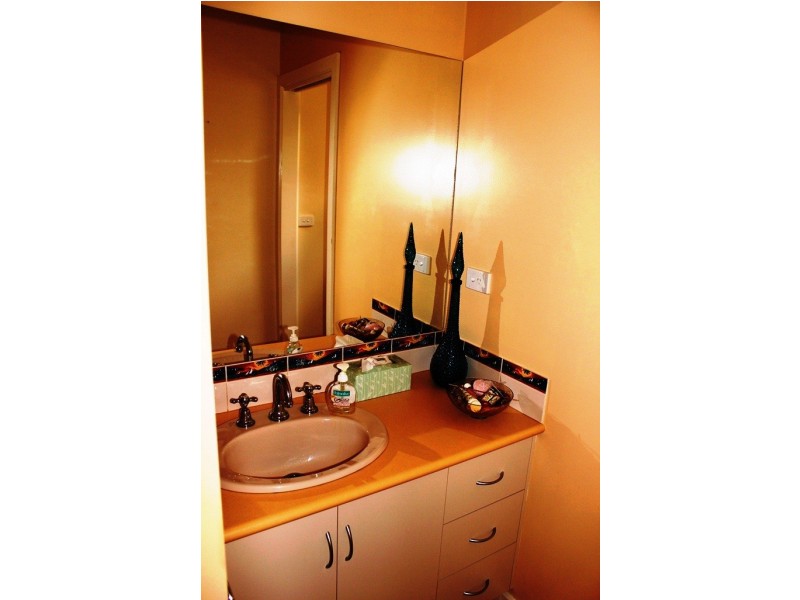 7 Ellwood Court, Swan Hill VIC 3585