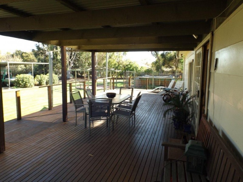 60 Parkman Avenue, Barham NSW 2732