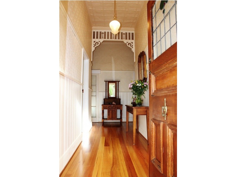 8 Chisholm Street, Swan Hill VIC 3585