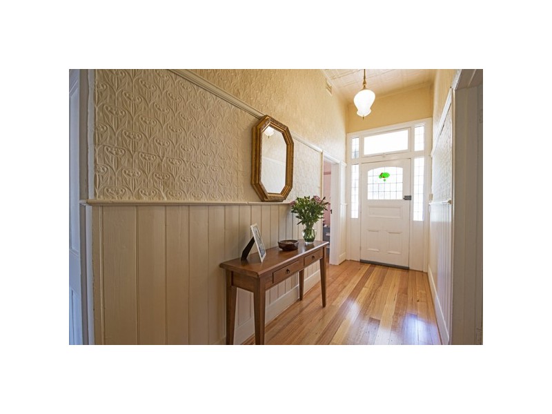 8 Chisholm Street, Swan Hill VIC 3585