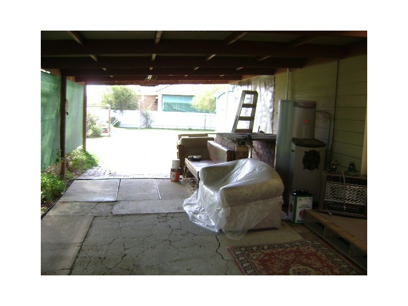 8 Park Road, Kerang VIC 3579