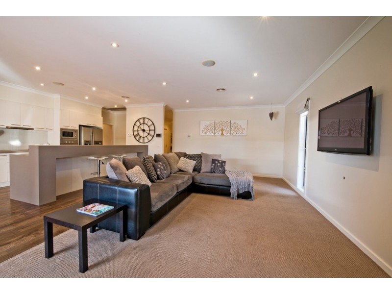 2 Melis Street, Swan Hill VIC 3585