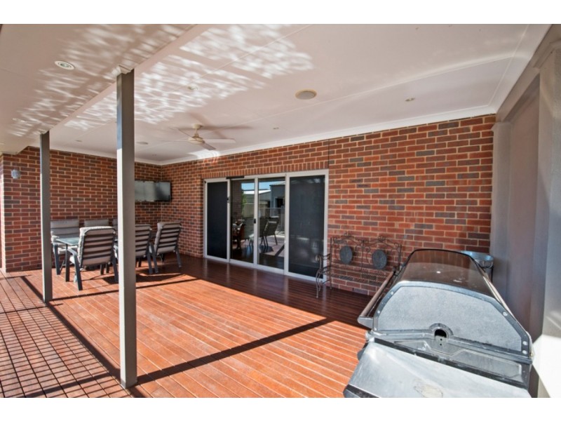 2 Melis Street, Swan Hill VIC 3585