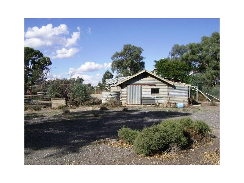 691 Murrabit West Road, Murrabit West VIC 3579