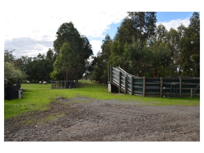Dalmore VIC 3981
