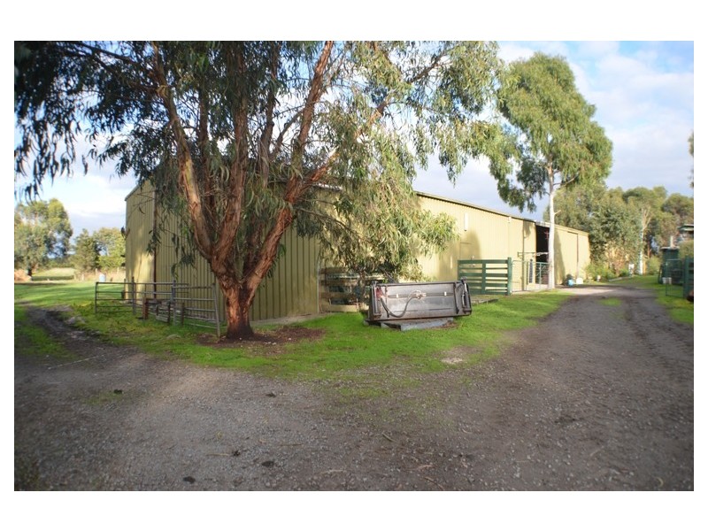 Dalmore VIC 3981