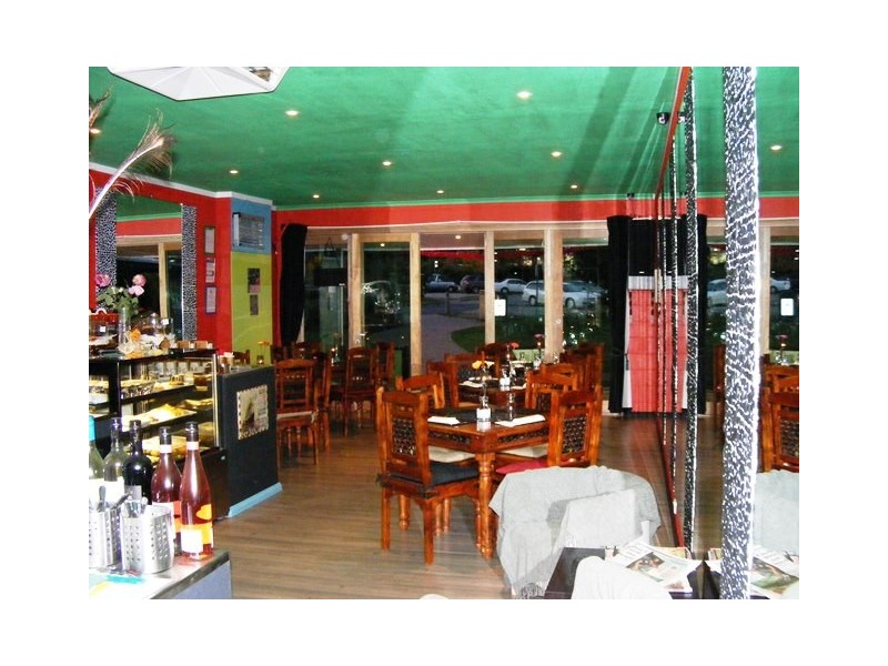 9 Main St, Eildon VIC 3713