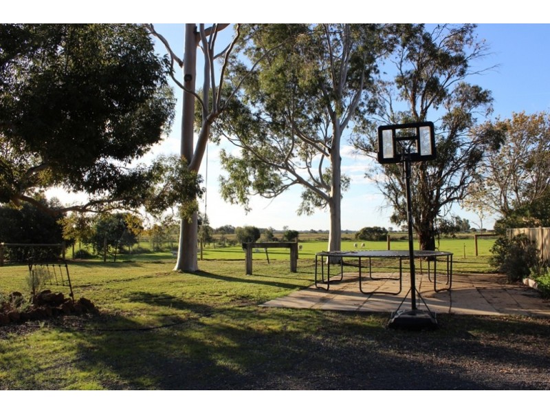 94 Willox Road, Murrawee, Swan Hill VIC 3585