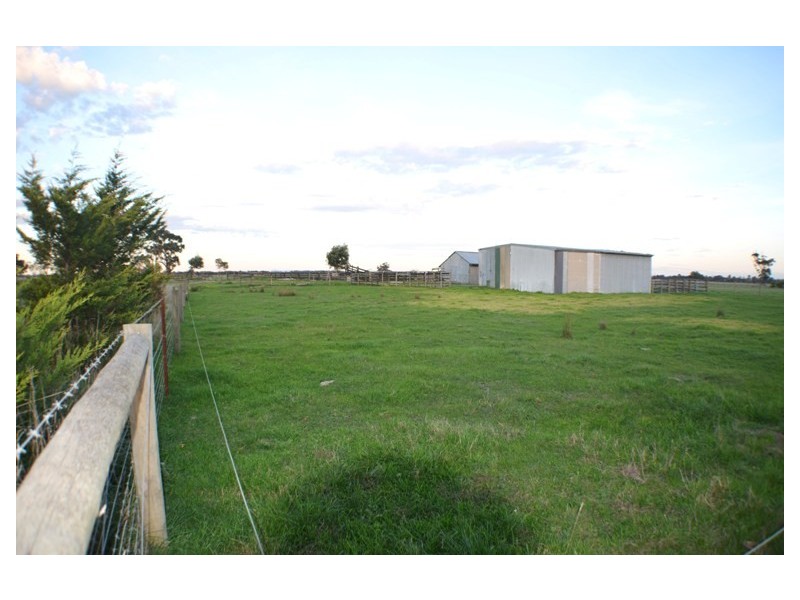 Pakenham South VIC 3810