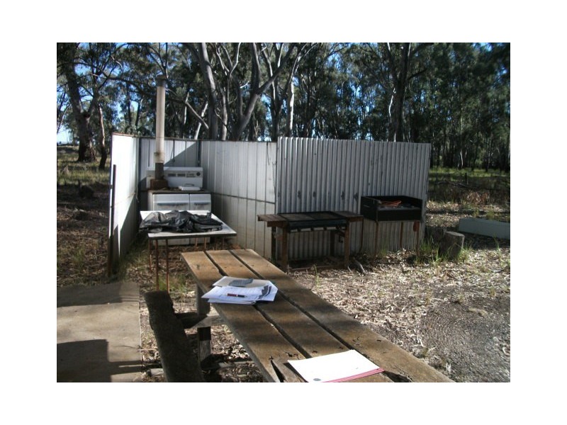 00 Edwards River, Barham NSW 2732