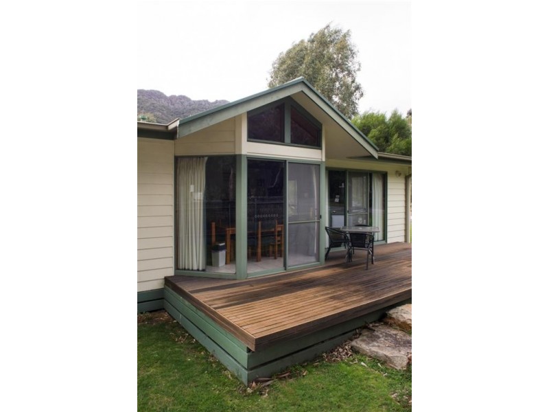 231 Grampians Rd, Halls Gap VIC 3381