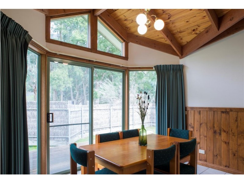 231 Grampians Rd, Halls Gap VIC 3381