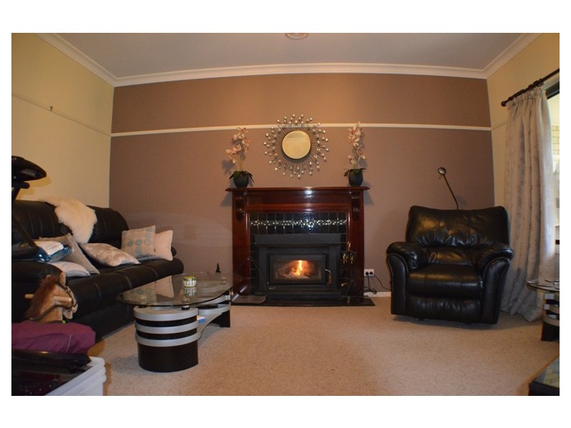 Bayles VIC 3981