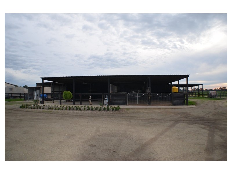 Bayles VIC 3981