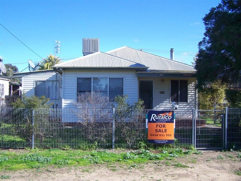 226 Lindsay, Hay NSW 2711