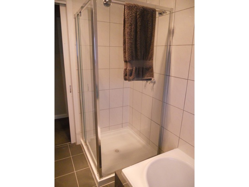 9 Edinburgh Road, Edenhope VIC 3318