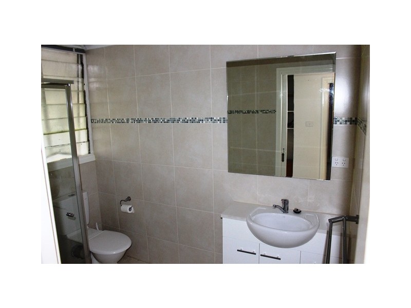 13 Hillside Ave, Eildon VIC 3713