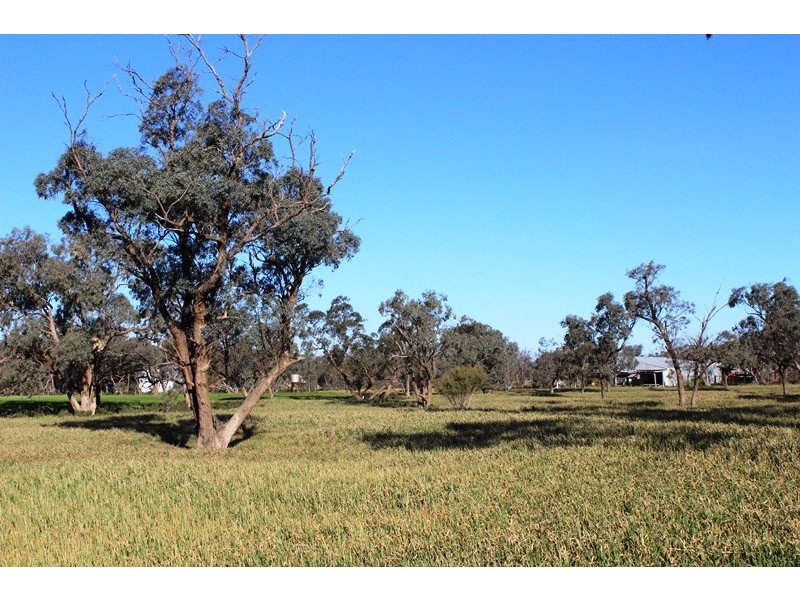 5083 Murray Valley Highway, Swan Hill VIC 3585